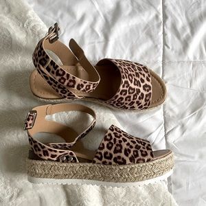 Cheetah Print Strap Sandals